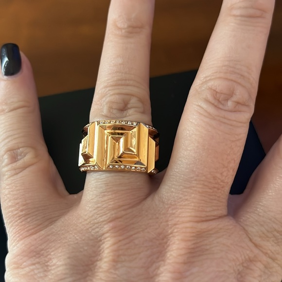 Versace Crystal Greca Ring - Picture 5 of 5